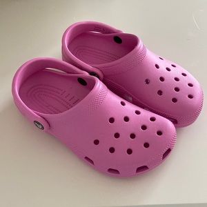 Pink crocs size women’s 6